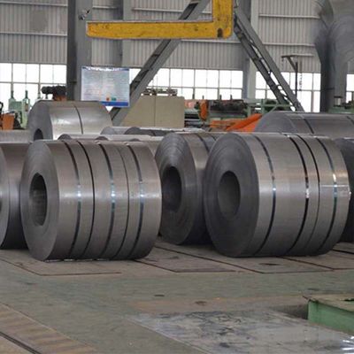 Q355 bobinas de acero de hierro negro y rodillos de acero al carbono laminados en caliente para automóviles